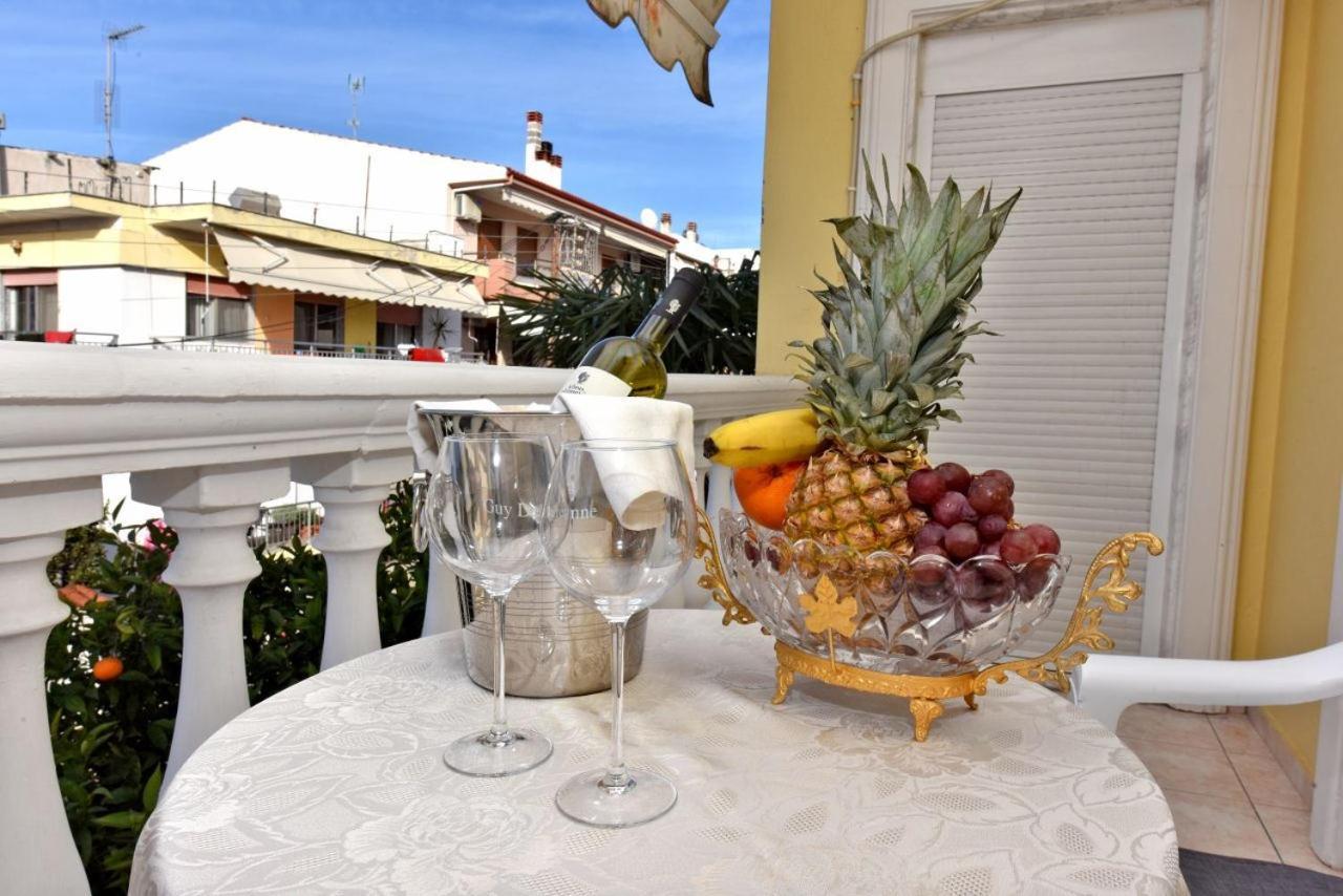 Royal House Apartamento Nea Moudania Exterior foto